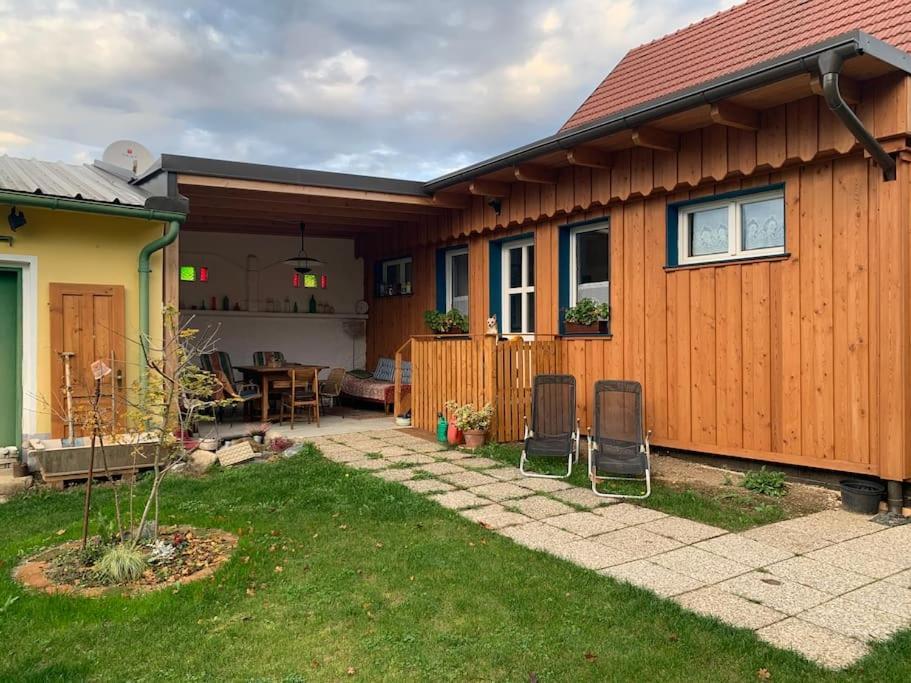 Ferienhaus Mit Garten In Thermennaehe Strebersdorf Exterior photo